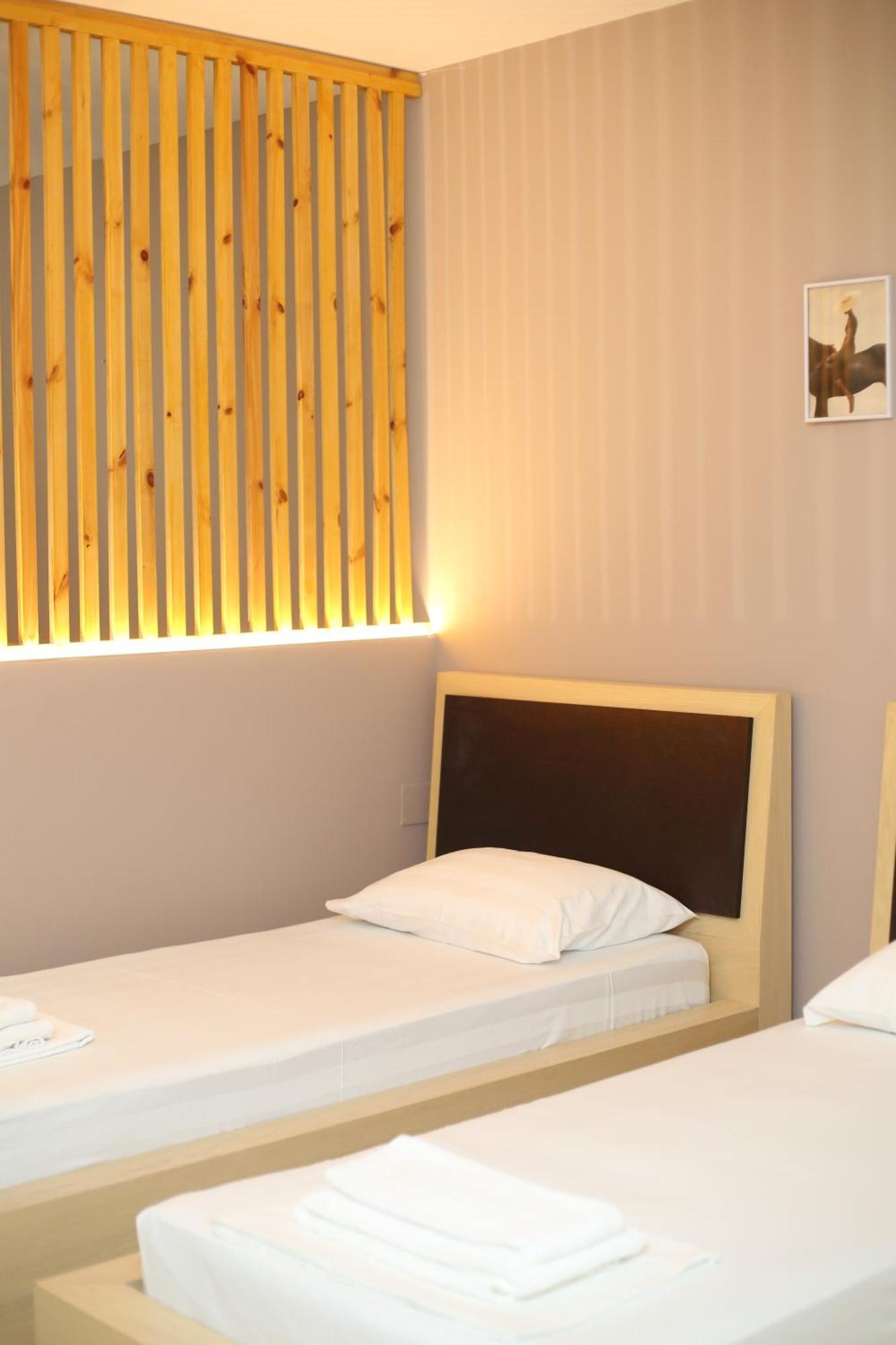 Tekb Rooms & Apartments Vlorë Exterior foto