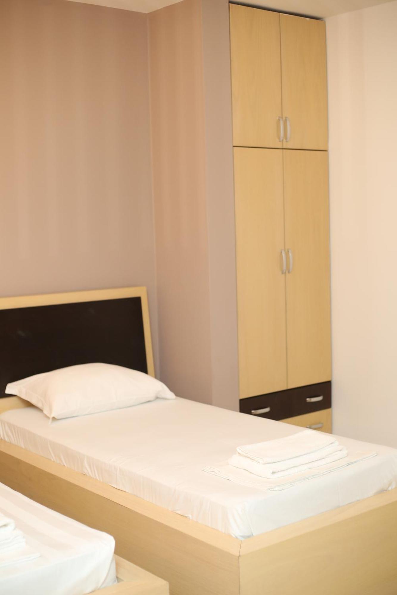 Tekb Rooms & Apartments Vlorë Exterior foto