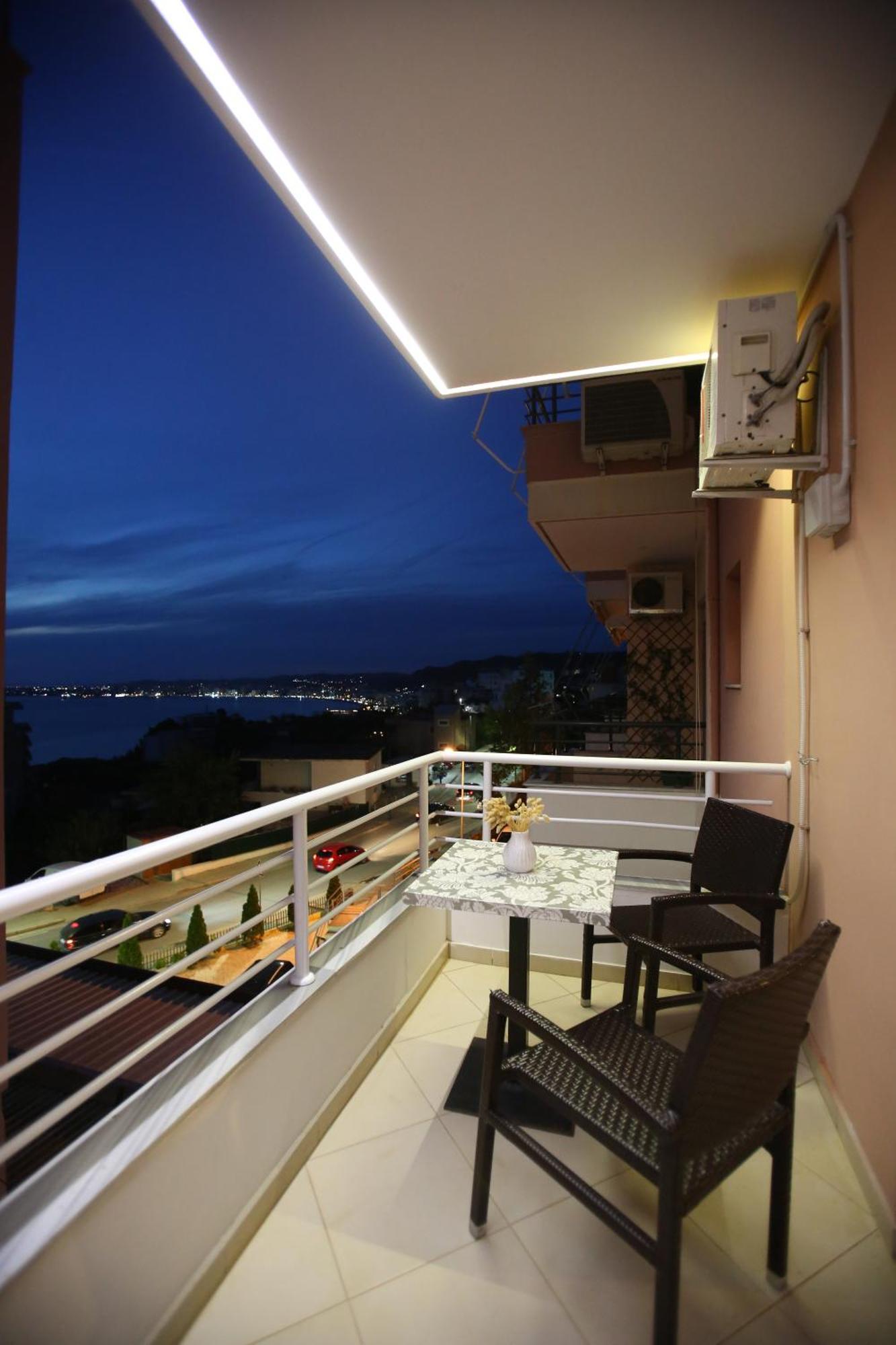 Tekb Rooms & Apartments Vlorë Exterior foto